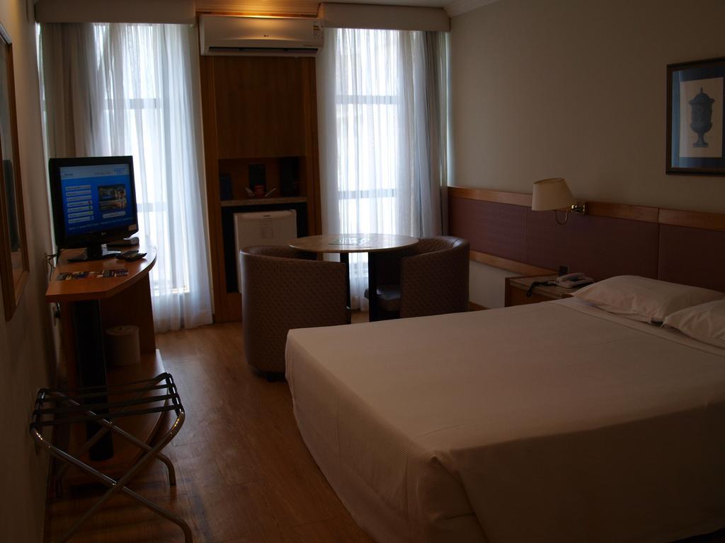 Hotel Sol Belo Horizonte Quarto foto
